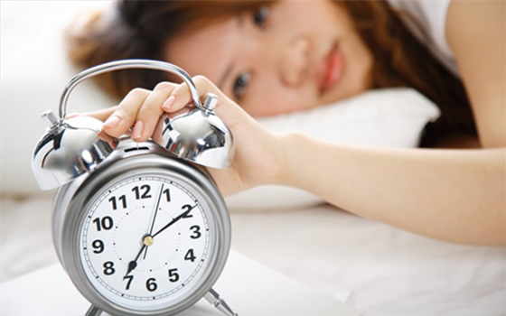 失眠如何调理？四类自然疗法助你摆脱失眠困扰