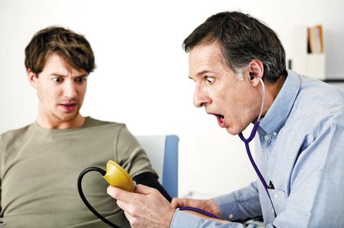 中年人高血压急需负离子治疗